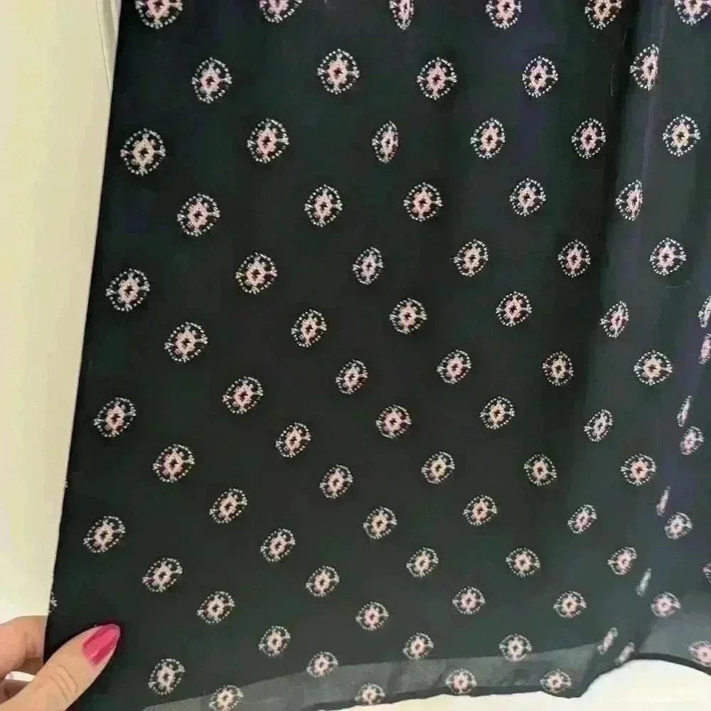 Reitmans size Medium  navy dress with pattern - Picture 5 of 6